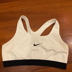 Nike Sports Brs